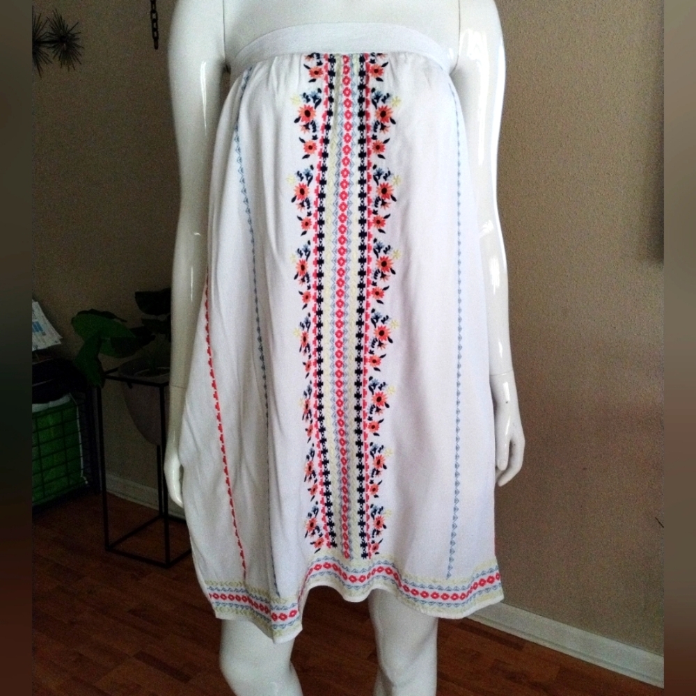 MISS ME Estraplen dress with embroidery in spring colors new with label size L
